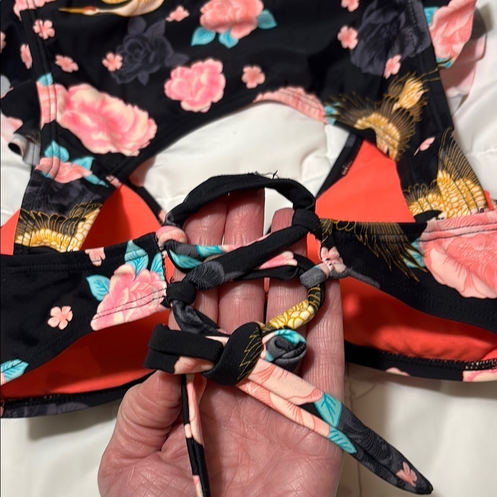 Time & Tru Floral Ruffle Bikini Top - Picture 6 of 9